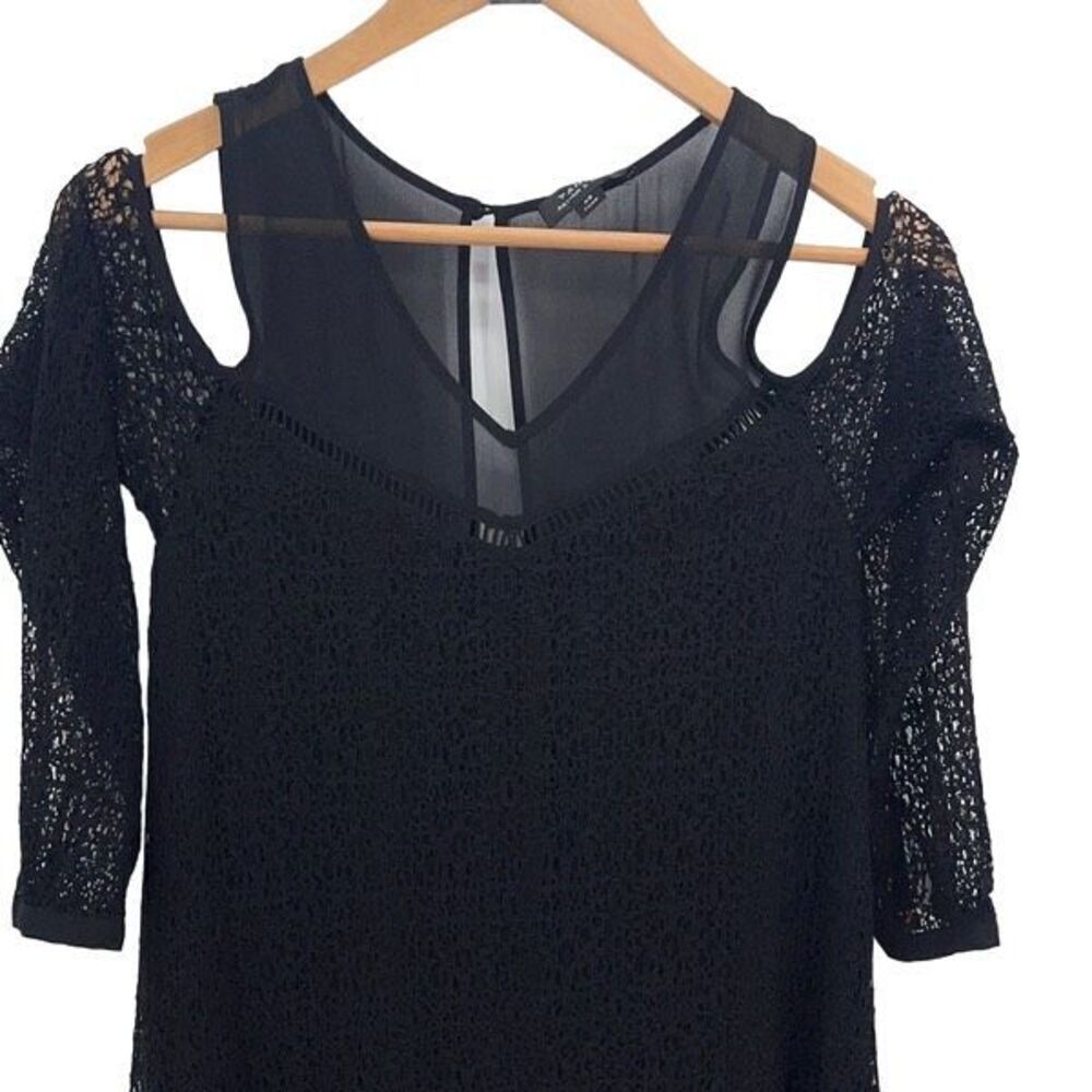 Tahari Arthur S. Levine Womens V-Neck Cold-Shoulder Lace Overlay Susan Dress Bla - Picture 2 of 11